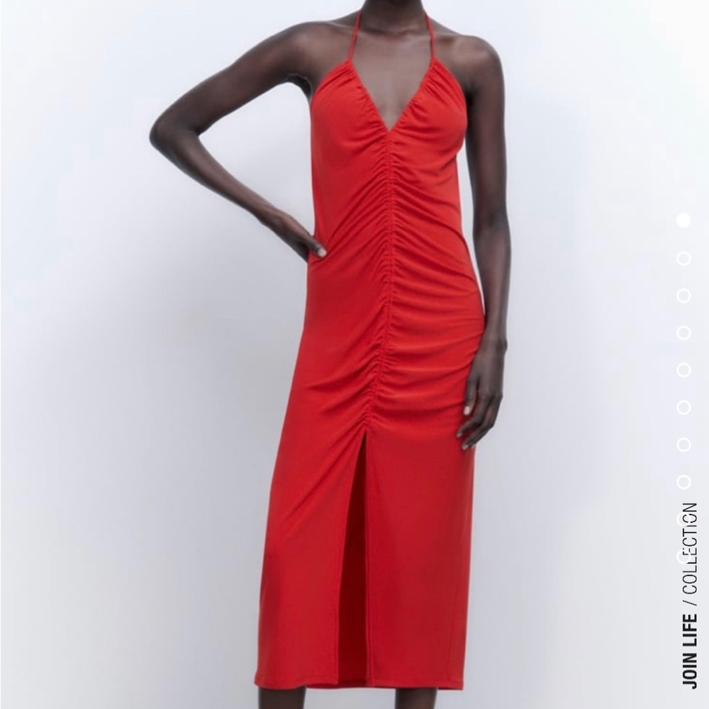 NWOT Zara ruched midi dress